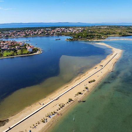 Apartments With A Parking Space Nin, Zadar - 11900 المظهر الخارجي الصورة